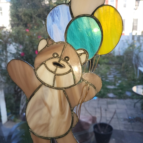 Stained Glass Bear with Balloons. Beautiful Piece to Put in Your Window. - Picture 2 of 6